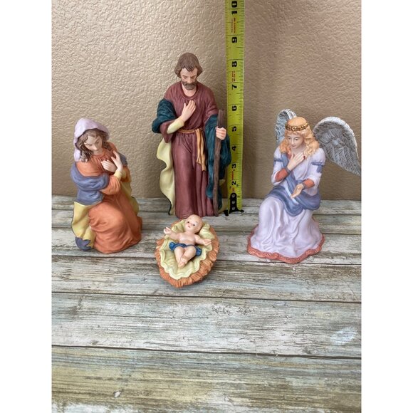 Kirkland Signature Nativity Figures #75177 - Holy Family & Angel Replacement Set - Picture 2 of 16